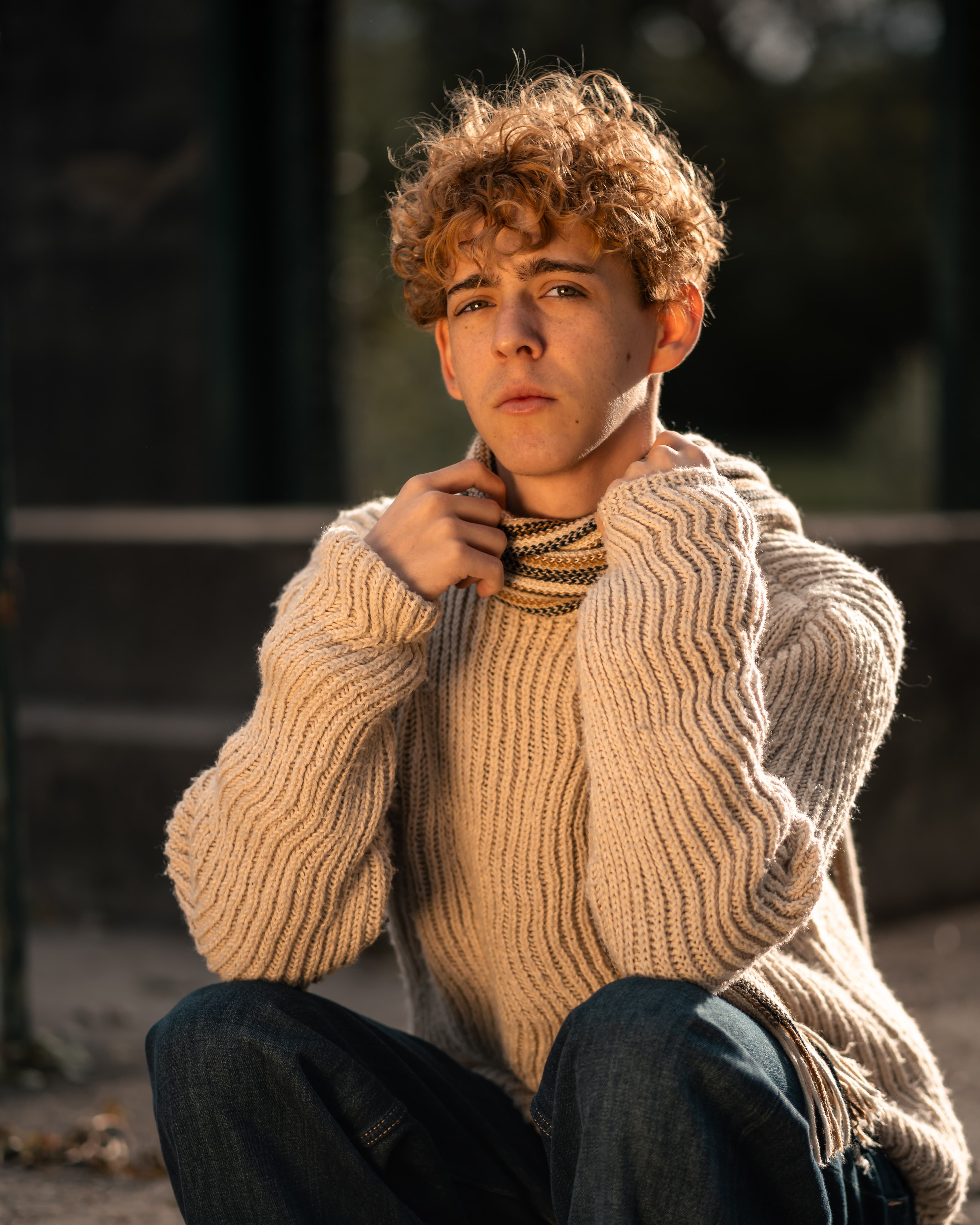 Natürliches Portrait in ruhiger Umgebung